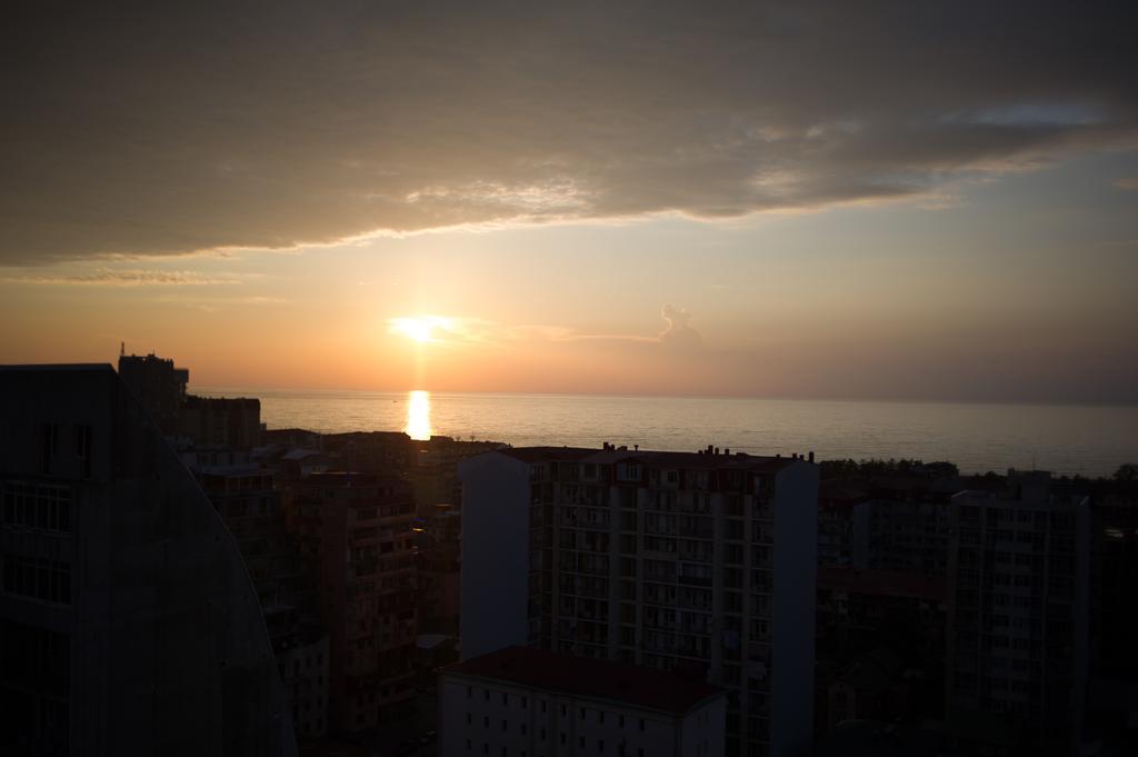 Apartment On Takaishvili Batumi Exterior foto
